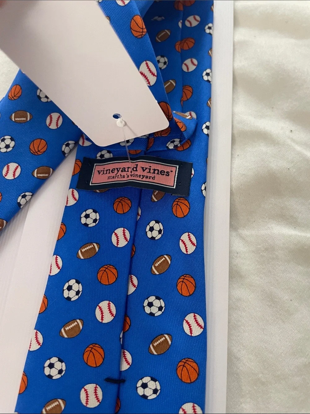 NWT Vineyard Vines Sports Pattern Blue Boy’s Tie